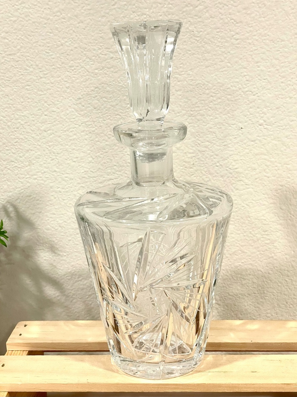 Vintage “Pinwheel” Heavy Etched Crystal Decanter w Stopper | Stopper Chipped